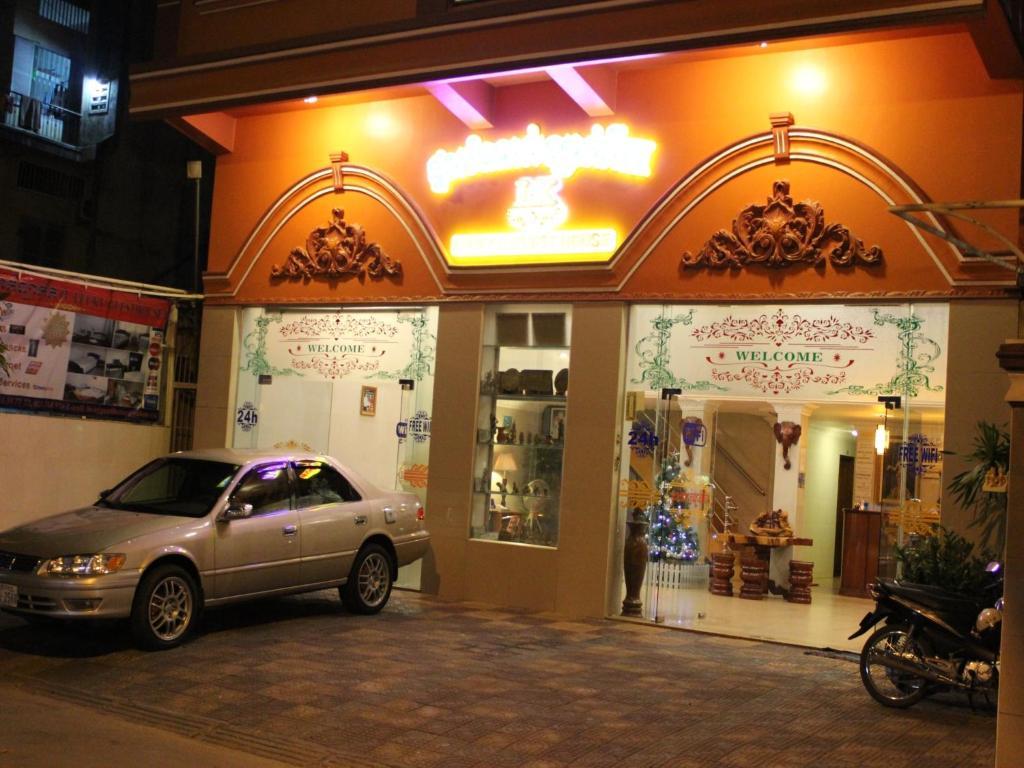 Lucky 2 Guesthouse Phnom Penh Exterior photo