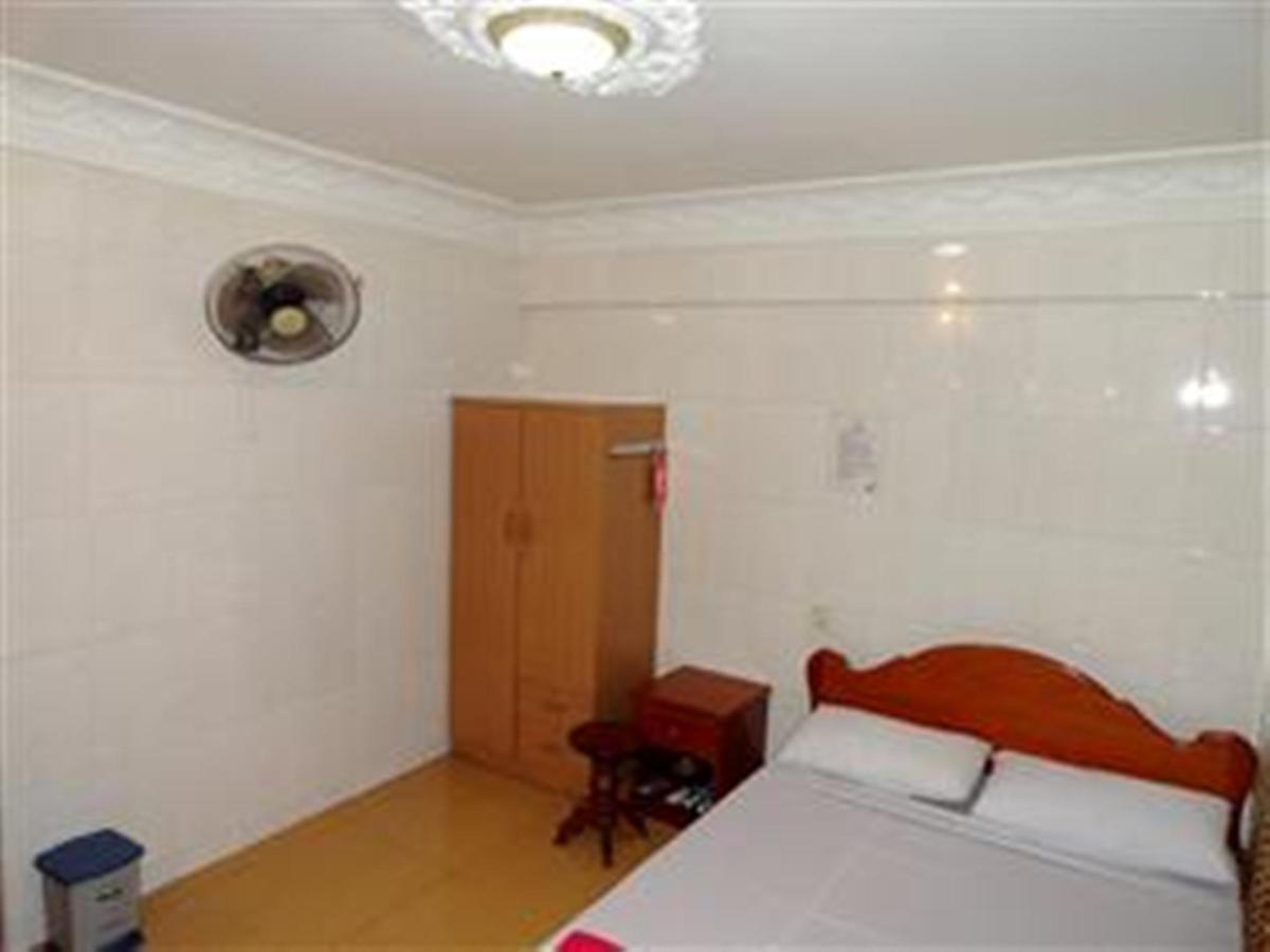 Lucky 2 Guesthouse Phnom Penh Exterior photo